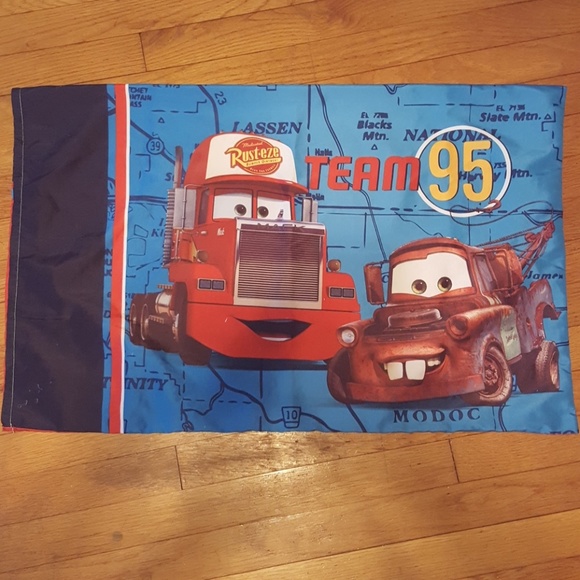 🚫SOLD🚫Disney cars toddler bedset - Picture 3 of 5