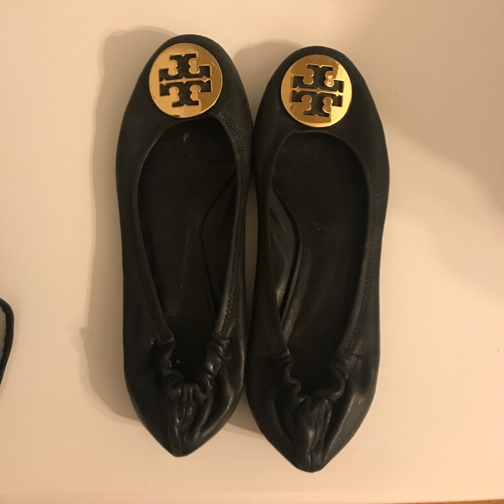 Size 8 black Tory Burch flats