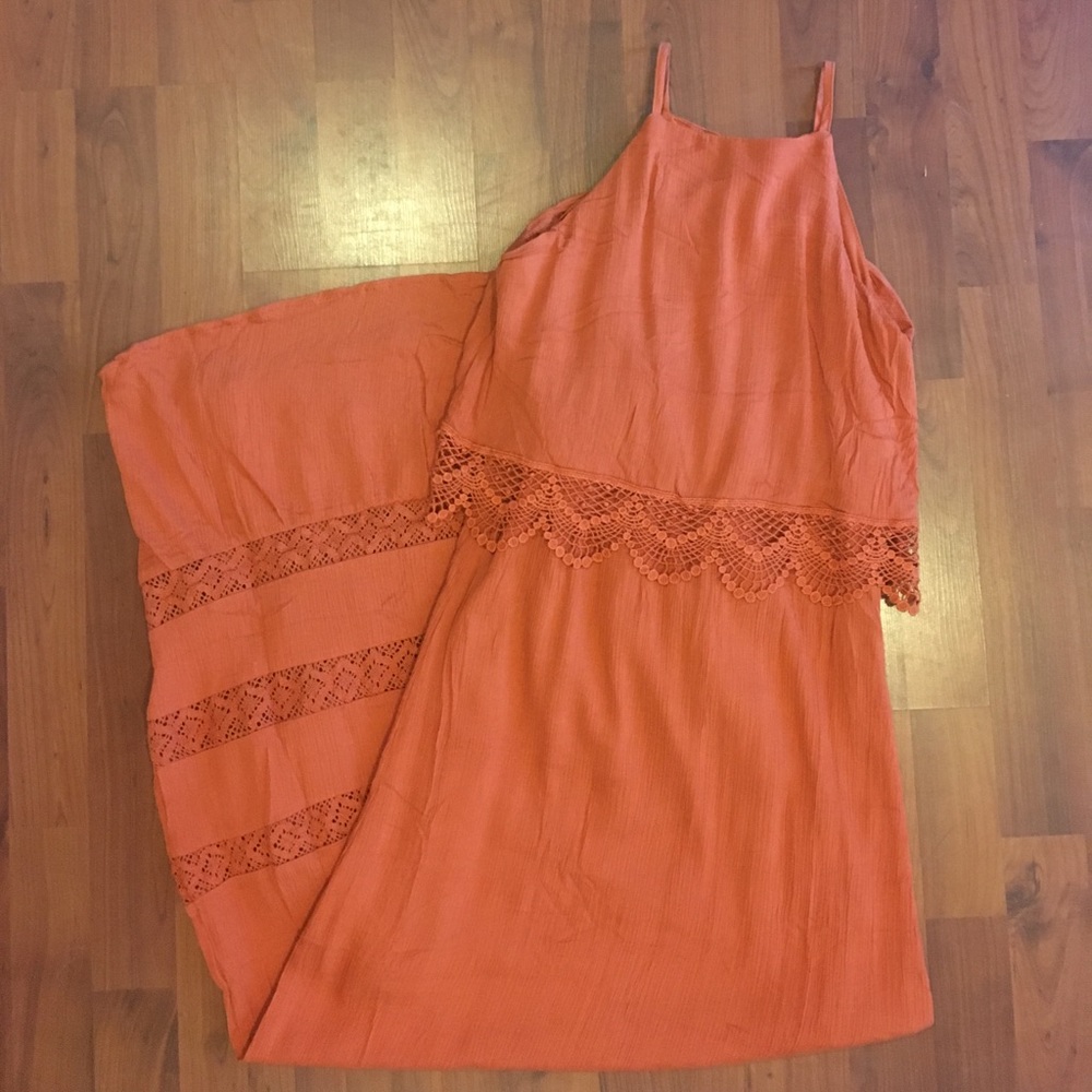NWOT Francesca's Maxi Dress