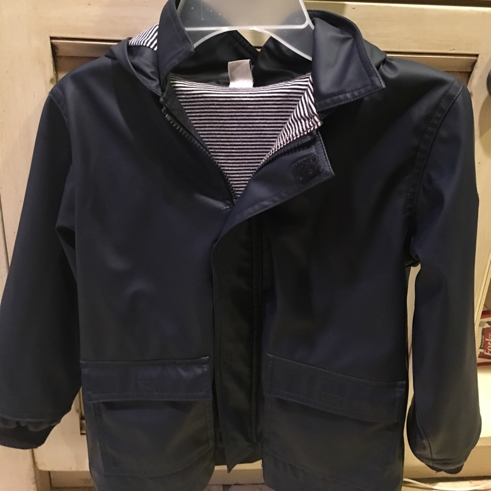 Petit Bateau rain coat 5 yrs. french brand VGUC!