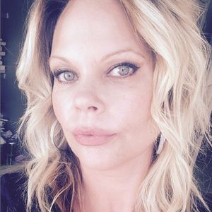 Meet your Posher, Karrie