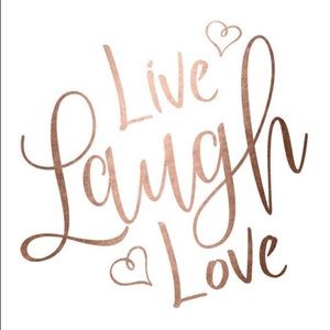 Meet your Posher, Alona