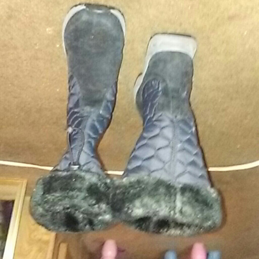 Winter boots