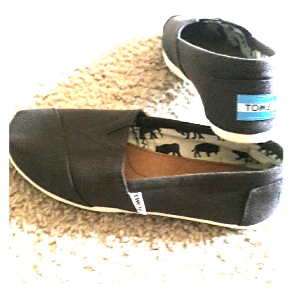 Brand New Toms "Classic Canvas Slip-On"