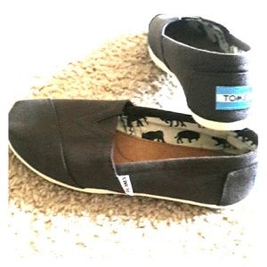 Brand New Toms "Classic Canvas Slip-On"