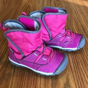 Keen boots - girls toddler size 9