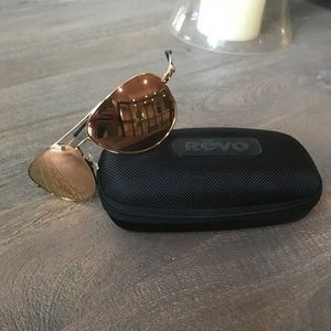 Revo "windspeed" aviators