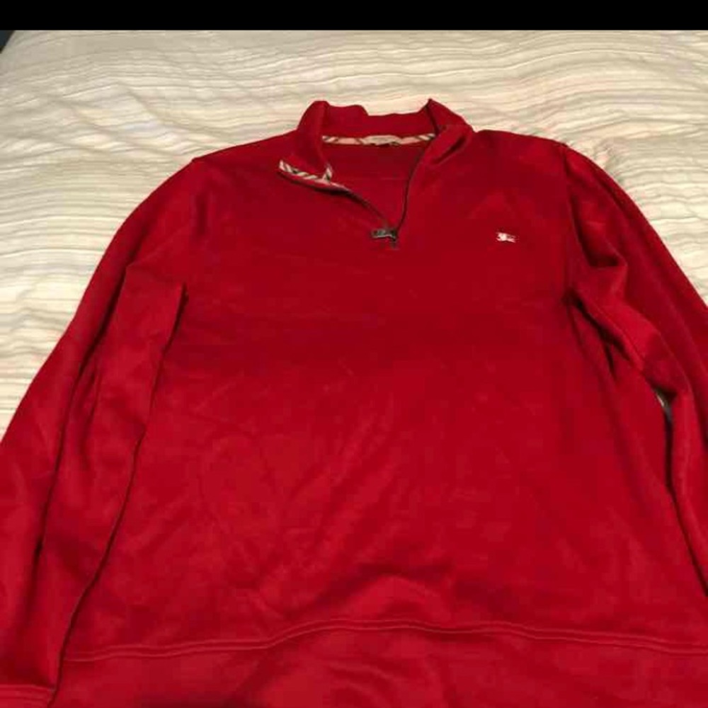 Men’s Burberry sweater