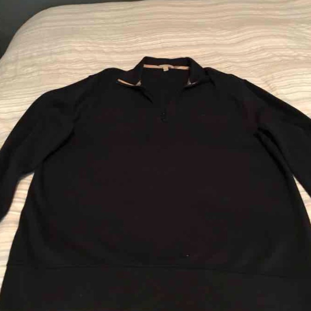 Men’s Burberry sweater