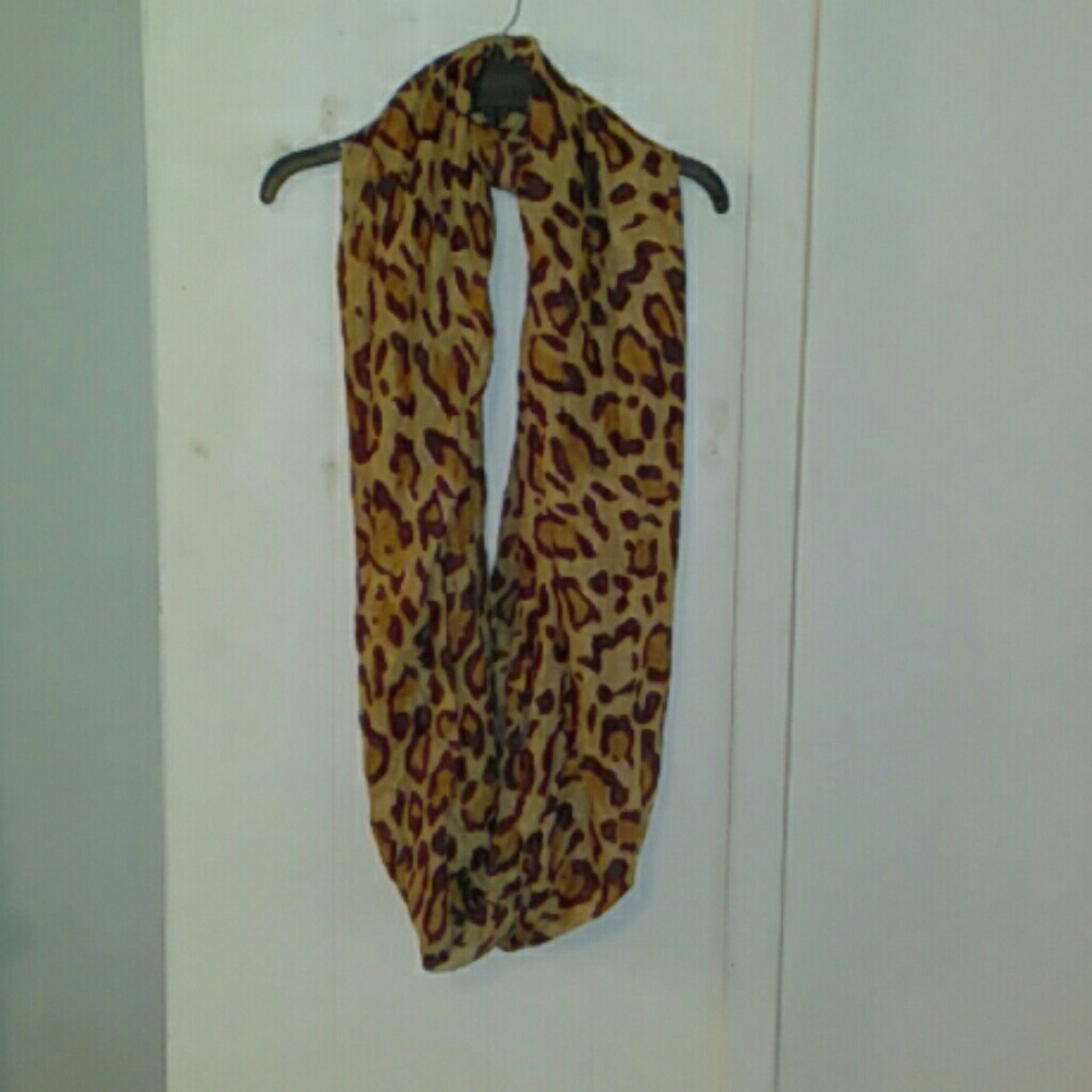 Cheetah Scarf