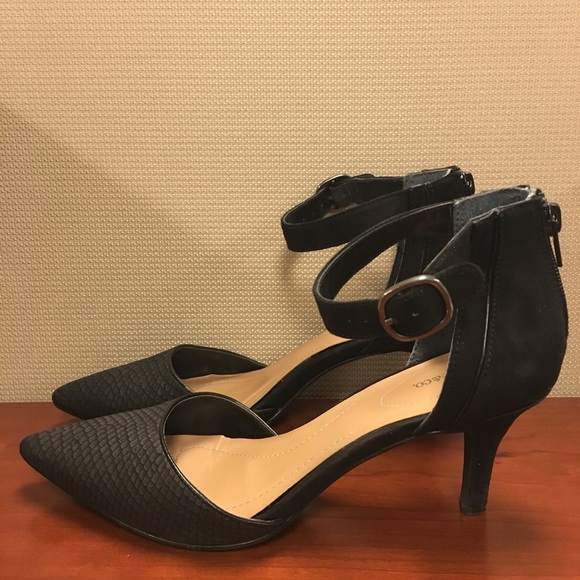 Lot Of 5 Pairs women's dress shoes size 7 & 7.5 - Picture 2 of 7