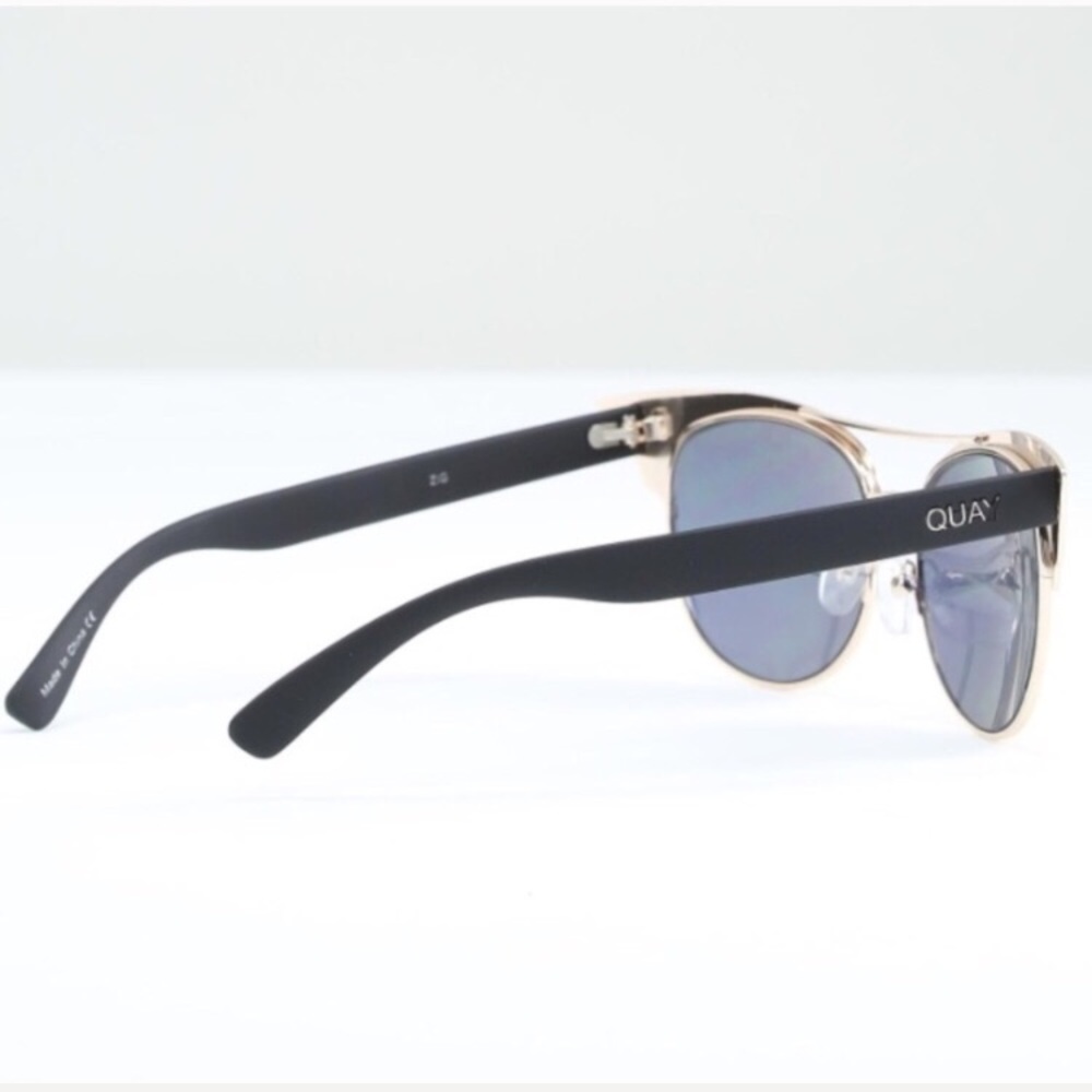 [Send Offers] QUAY • Zig Mirrored Sunglasses - Picture 5 of 5
