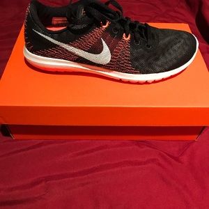 Women’s Nike Flex Fury NIB