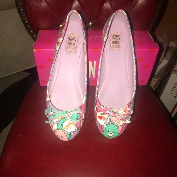 ❌SOLD❌ 🌈 Care Bears “Grin & Bear It” Flats 🌈 - Picture 3 of 3