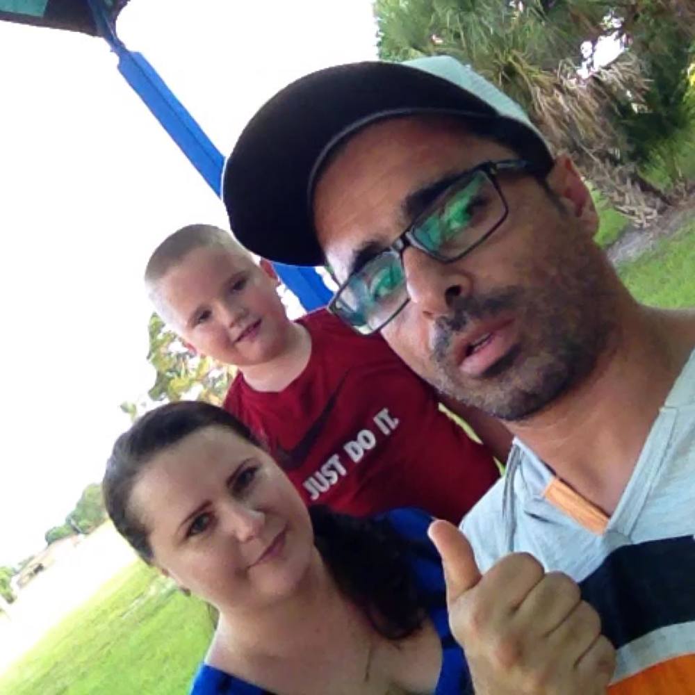 Meet your Posher, Chaker