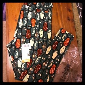 NIP Disney Lularoe TC2 NBC Leggings