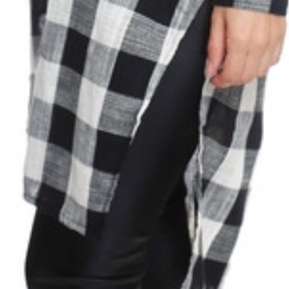 Long Plaid Top with Side Slits - Picture 8 of 8