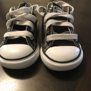 Toddler Black Converse