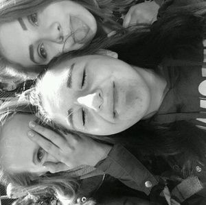 Meet your Posher, Julia