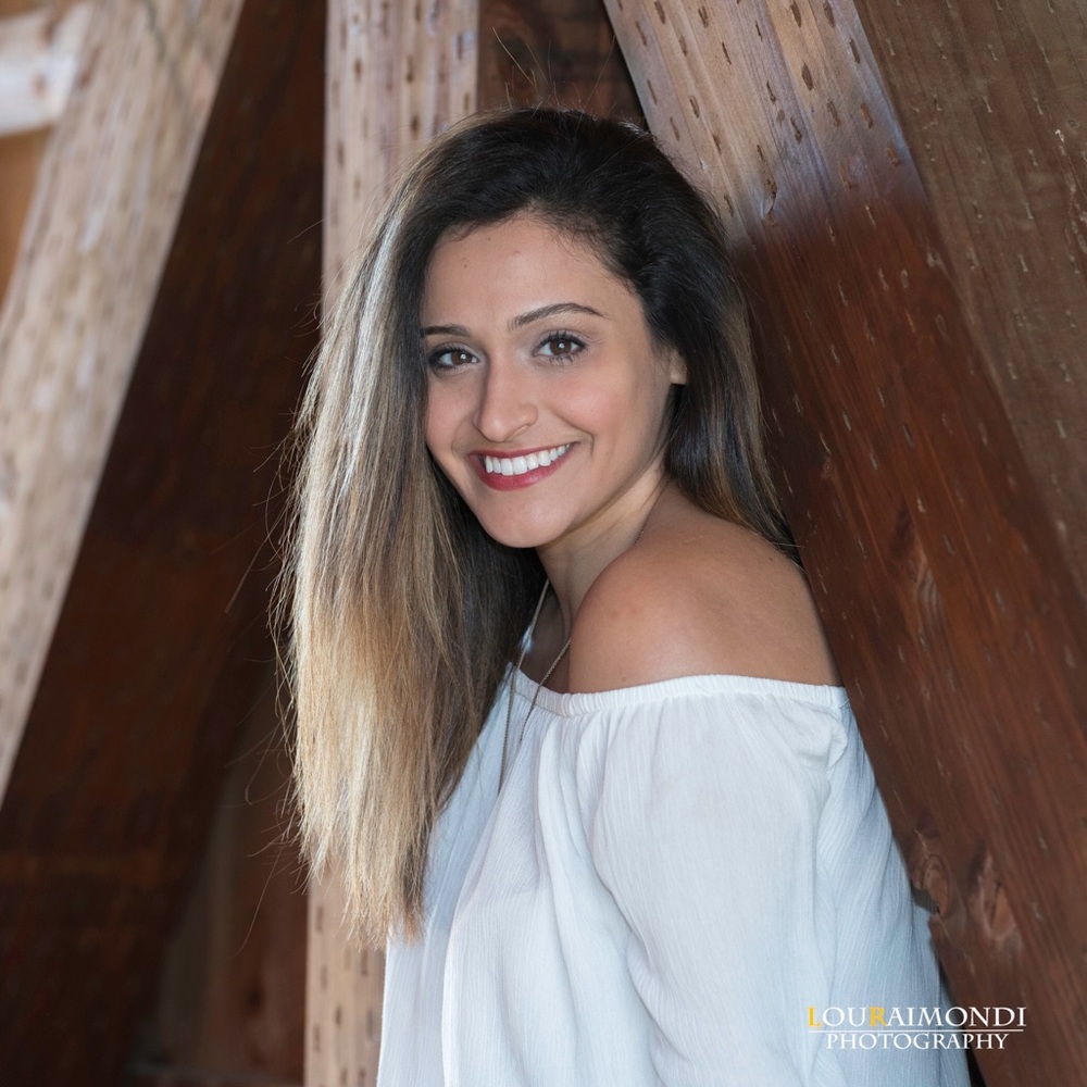 Meet your Posher, Andrea