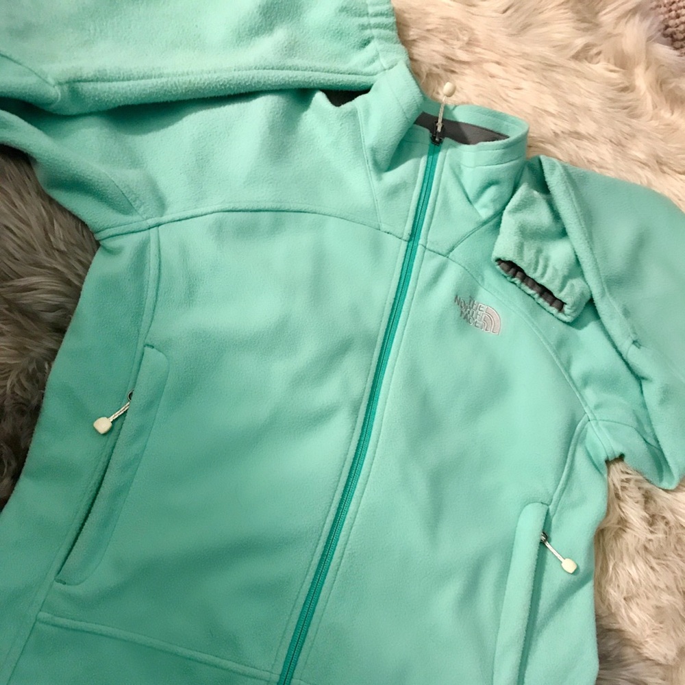 TNF Women’s APEX Jacket