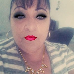 Meet your Posher, Paula