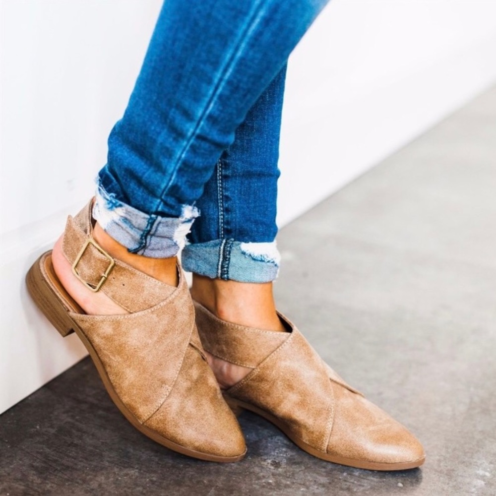 FINAL SALE✨HP✨Slip On Wrap Flats