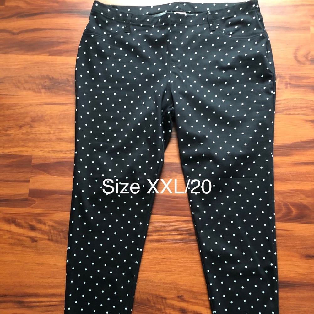 BRAND NEW POLKA DOT JEGGINGS