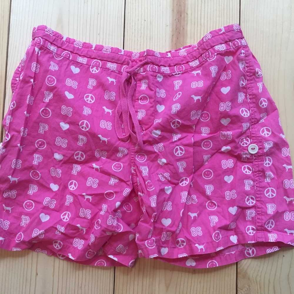 🛍GREAT CONDITION! VS Pink sleep shorts.