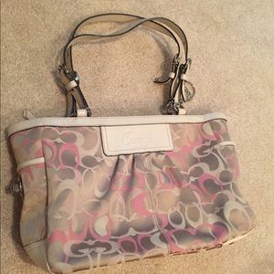Authentic shoulder Coach Bag (Make an Offer)