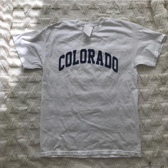 Bnwt Brandy Melville Colorado tee shirt - Picture 2 of 3