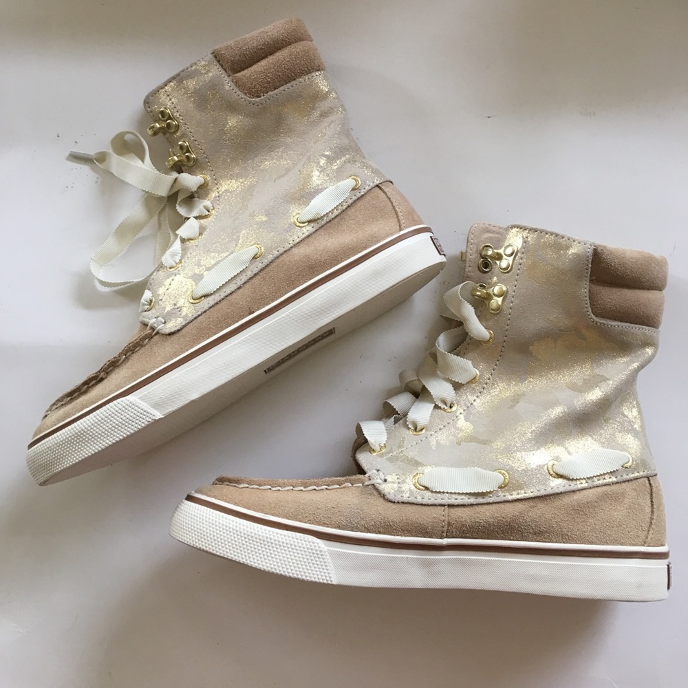 NEW SPERRY tan gold camp high top deck shoe boots