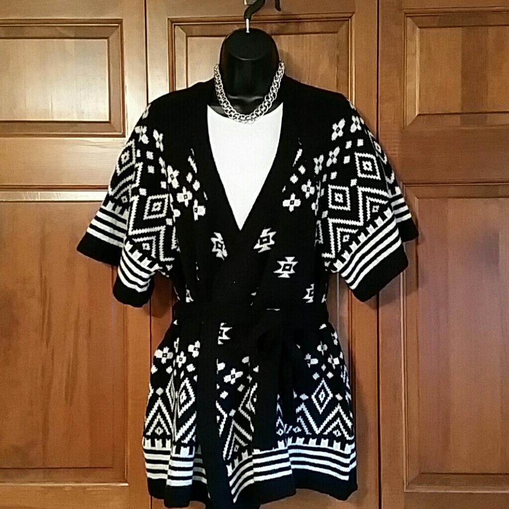 Black n white sweater