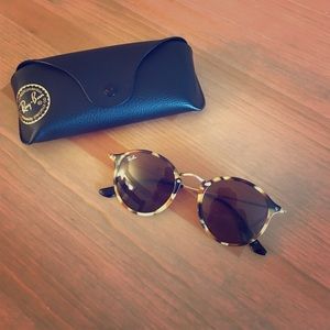 Ray-Bans: new!