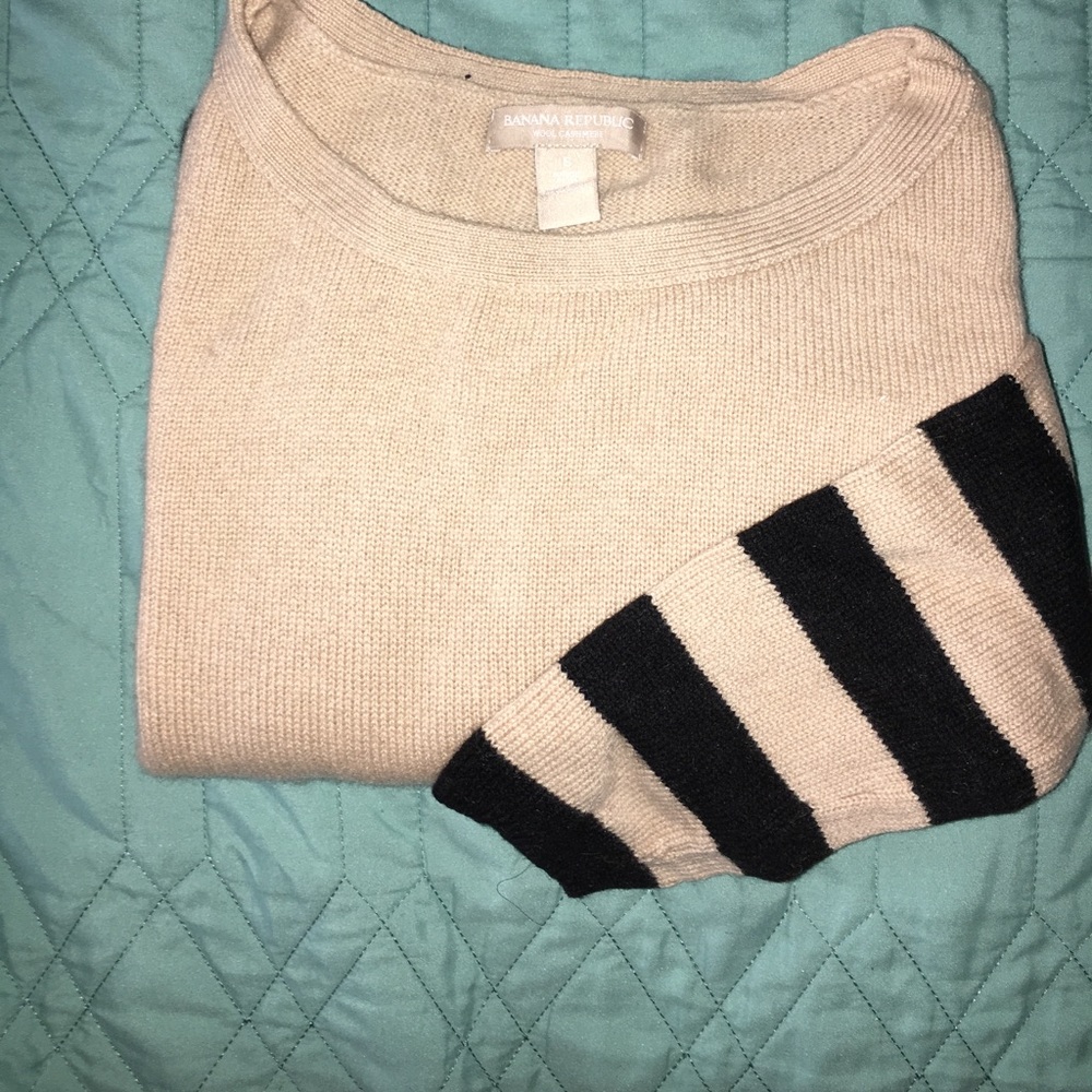 NWOT Wool Cashmere sweater😍