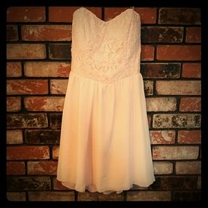 Speachless chic strapless dress in peachy pink