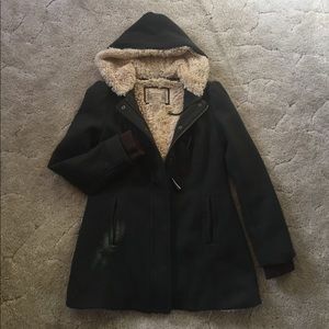 Ruff hewn wool pea coat
