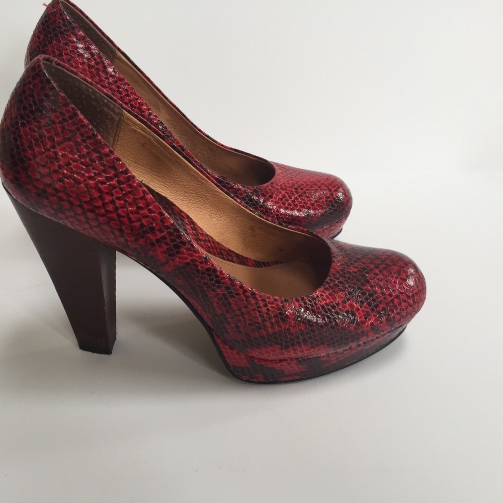 Chinese Laundry 'Kasha' Pumps in Red Python