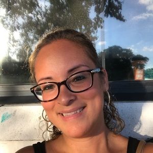 Meet your Posher, Janet