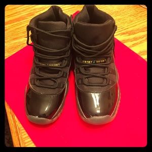 Only worn twice , Gamma blues.