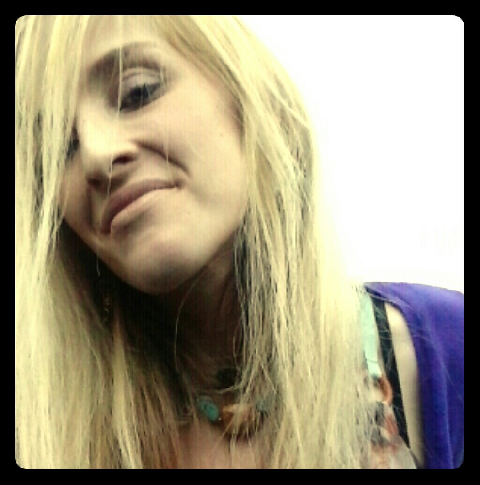 Meet your Posher, Andrea