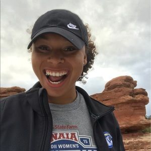 Meet your Posher, Chante