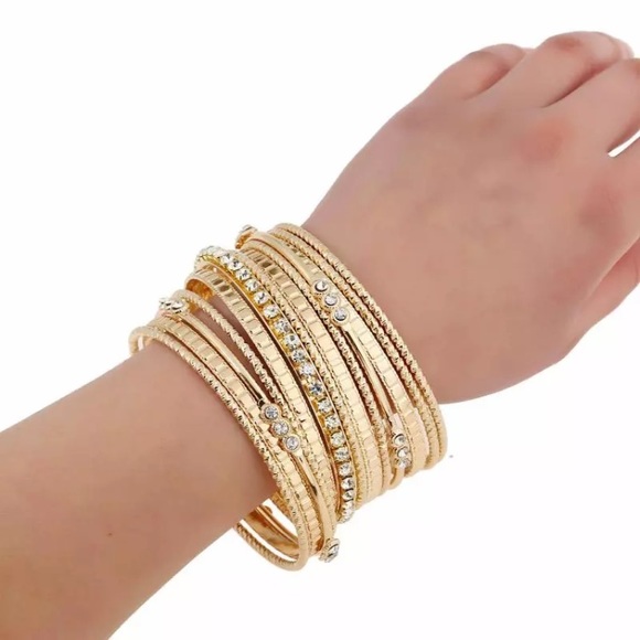 ⁉️SALE💸Everything has got to go NO OFFERS bundle - Picture 4 of 4