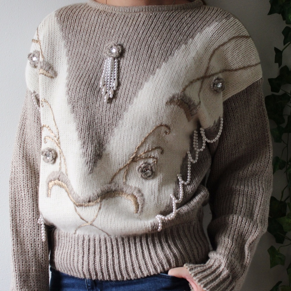 HP ✨Vintage 90s Appliqué Embroidered Tacky Sweater