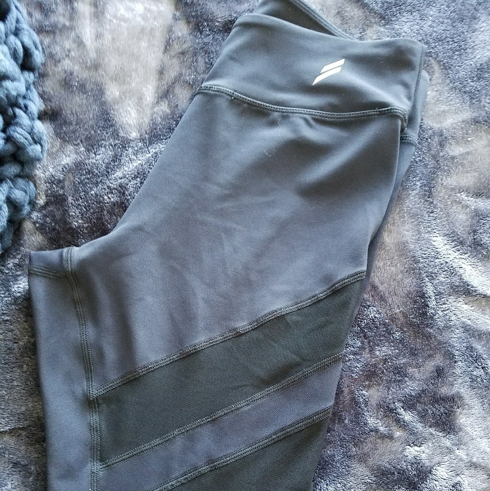 DYE Black Leggings