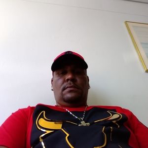 Meet your Posher, Angel luis