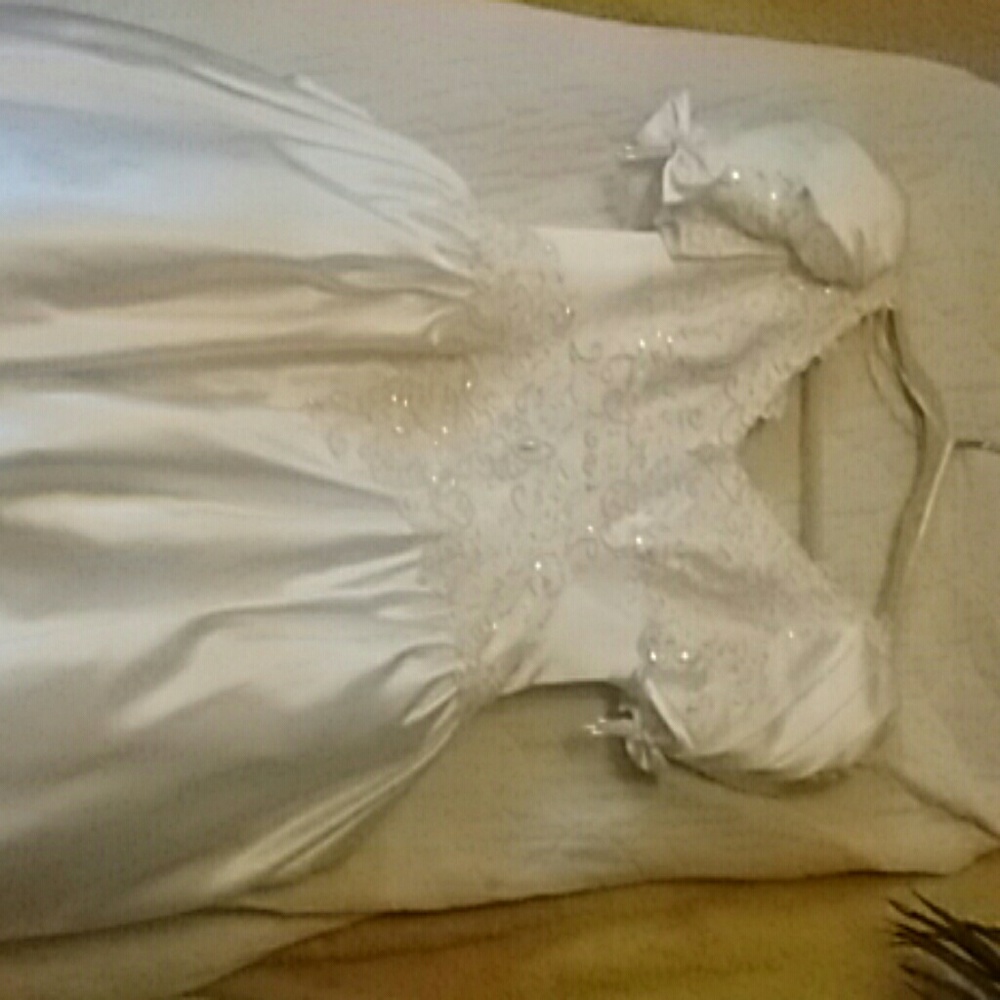 Wedding dress