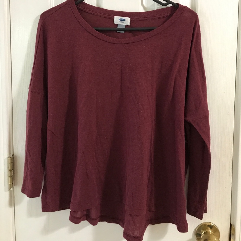 Small long sleeve maroon T-shirt