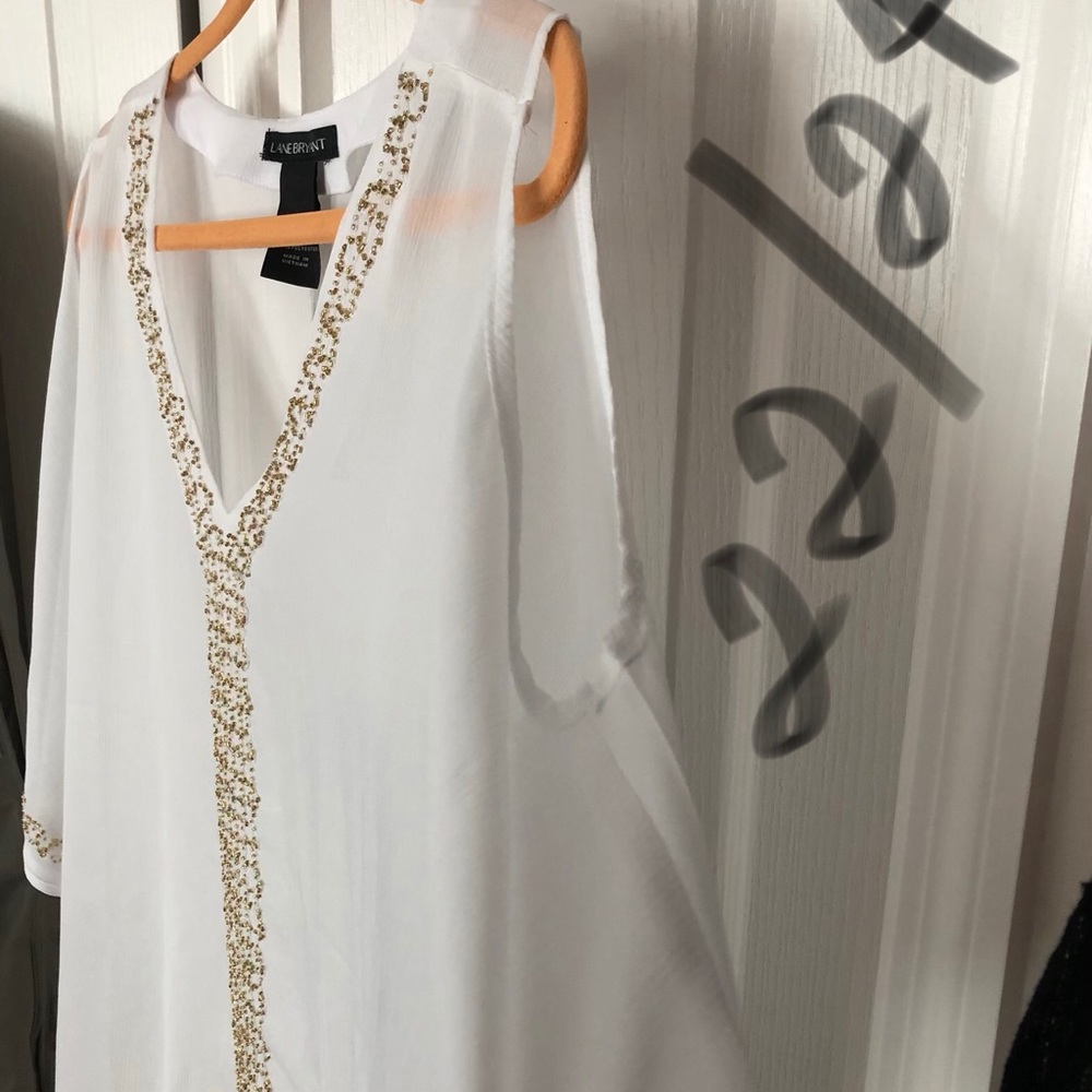 BRAND NEW COLD SHOULDER TUNIC