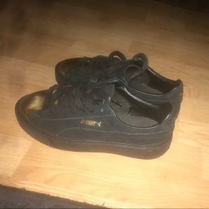 Puma shoes